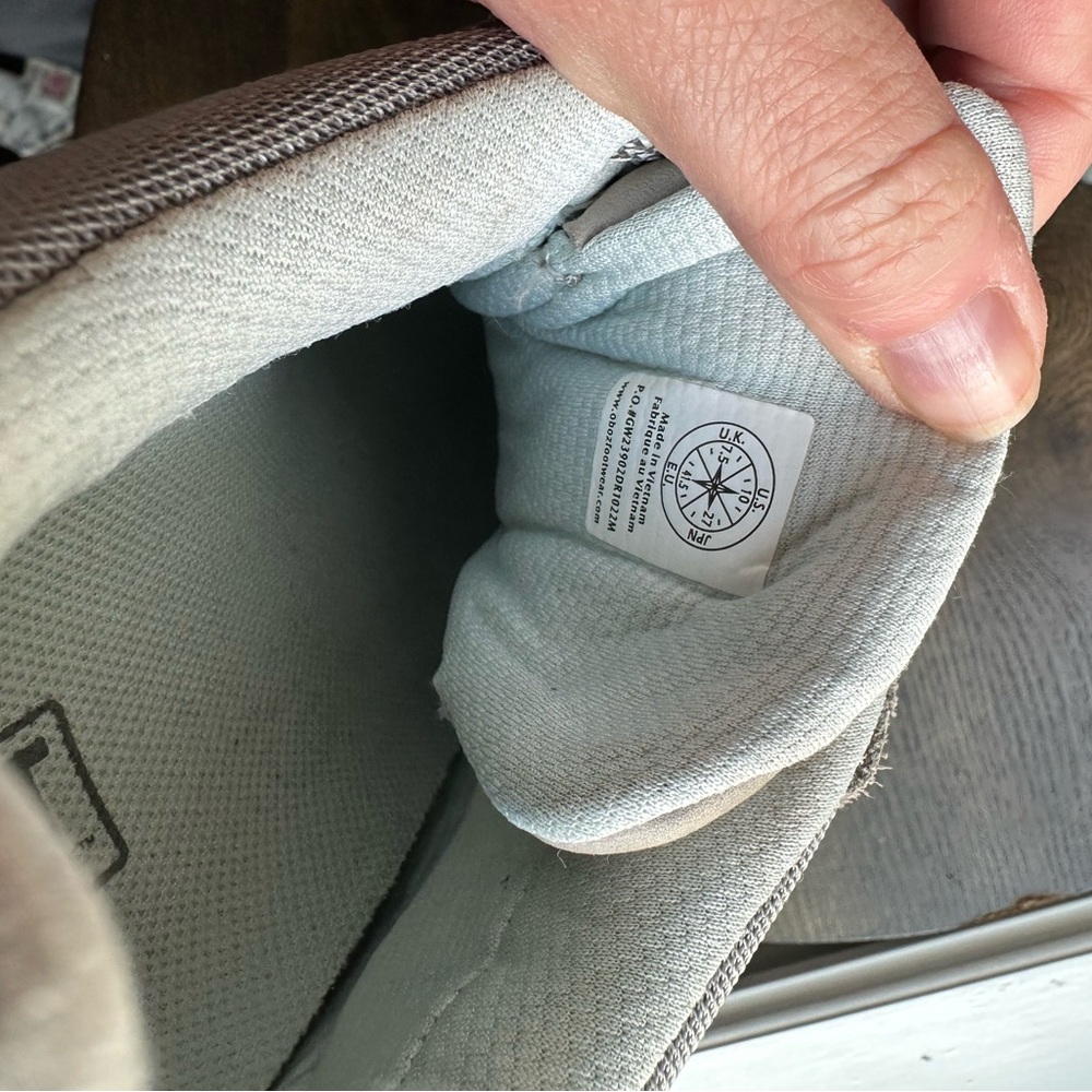 Women's outdoor Hiking shoes Oboz 10 gray worn once! - Picture 6 of 6